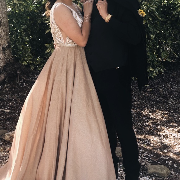 White and gold prom dress - Picture 3 of 3